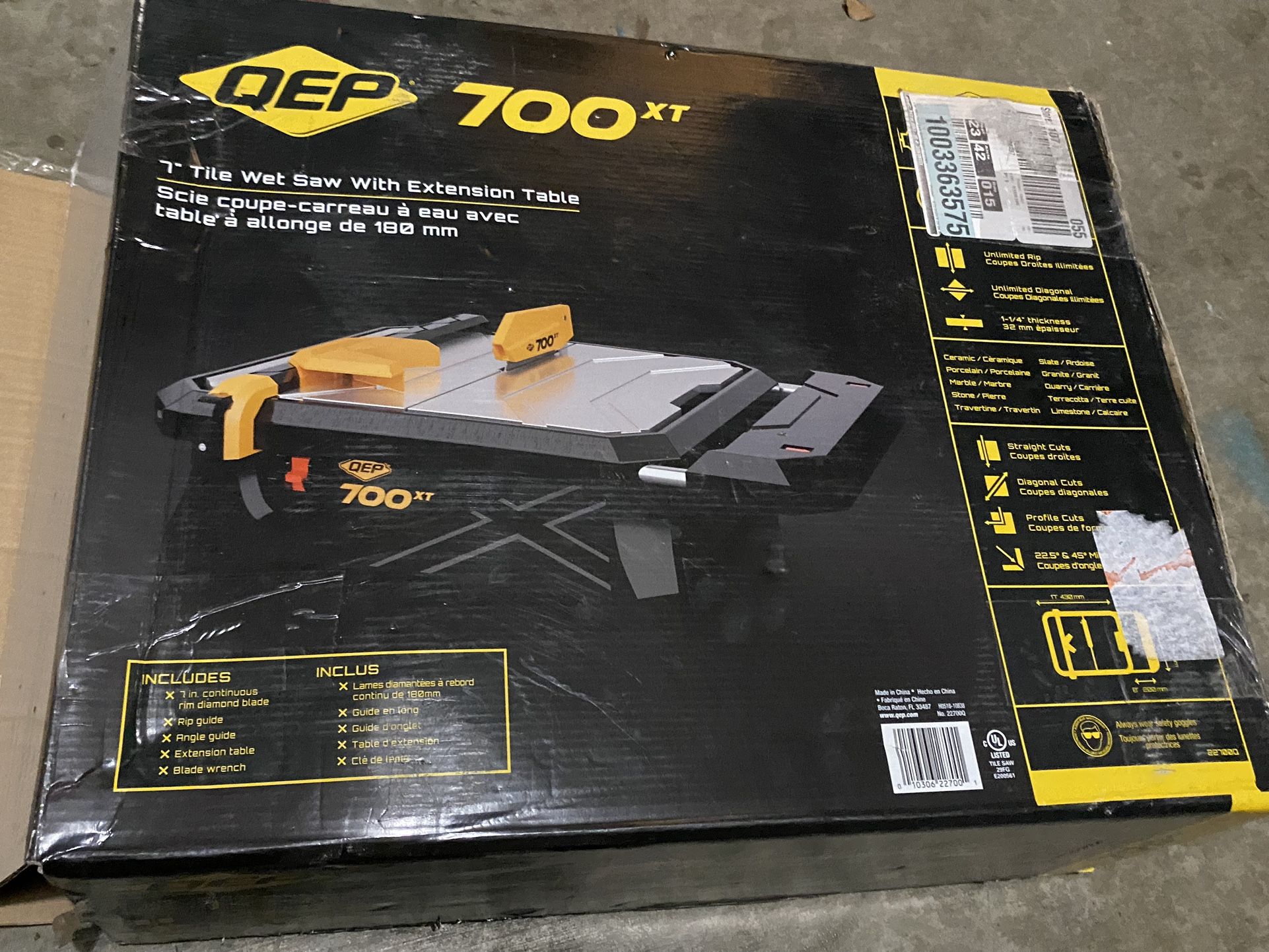 Qep 700XT 3/4 HP Wet Tile Saw with 7 in. Blade and Table Extension for