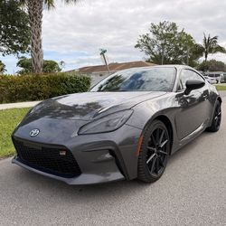 2023 TOYOTA GR86