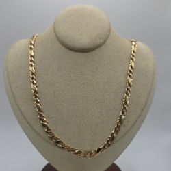 CUSTOM CHAIN