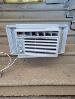 AIR  CONDITIONER