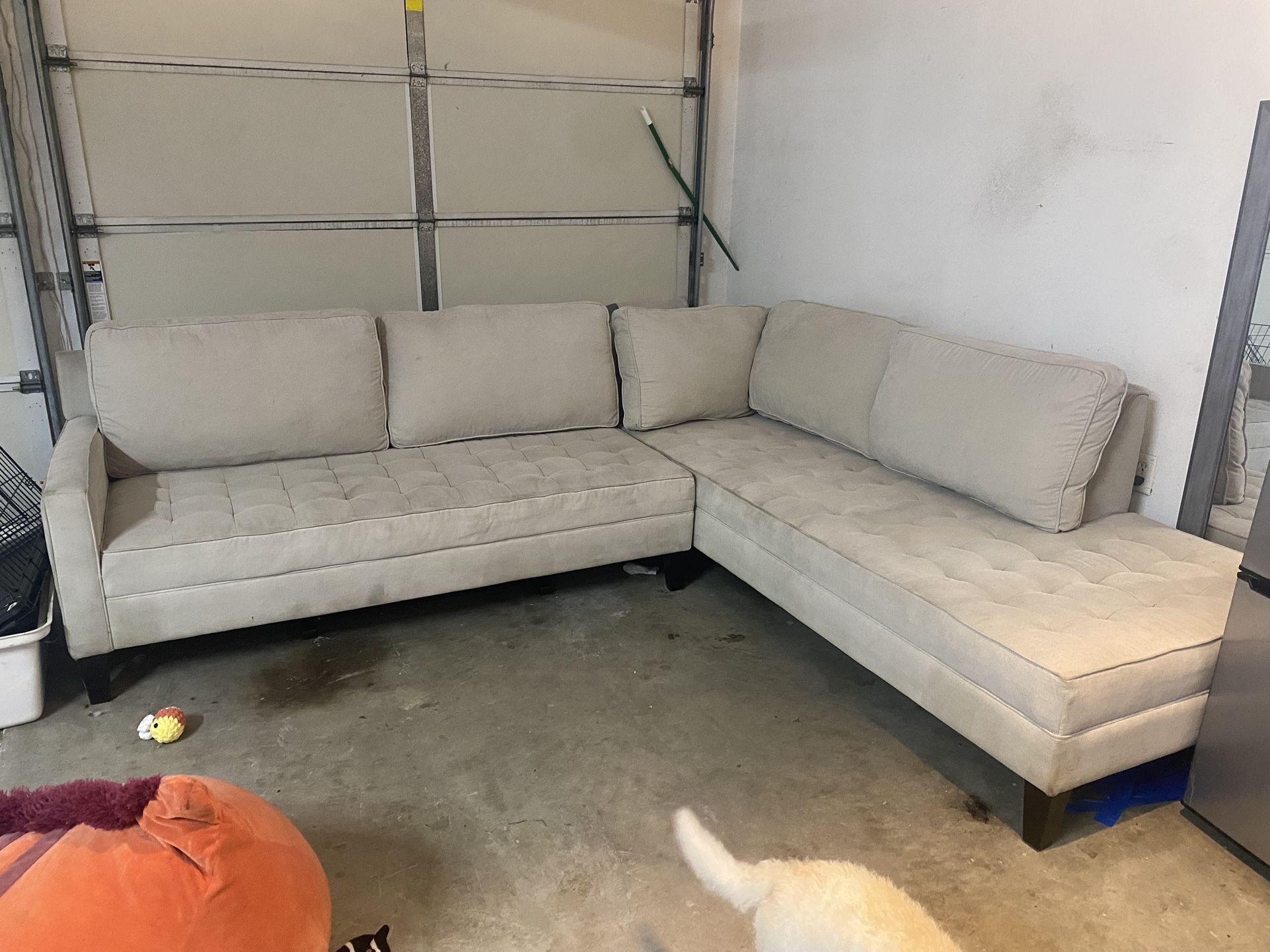 Free Couch (Pending Pickup)