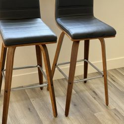 Beautiful Designer Modern Bar Stools