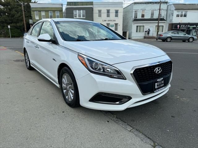 2016 Hyundai Sonata Hybrid