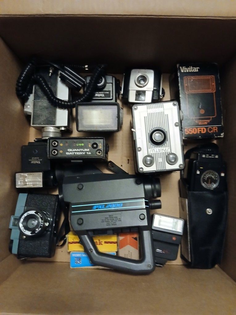 Alot of Vintage Cameras/Movie Equipment 