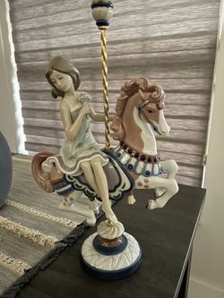Girl On Carousel Horse Lladro #1469