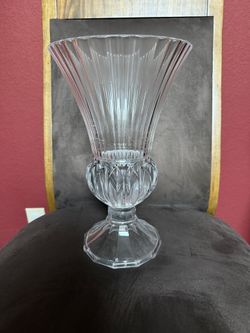Glass vase