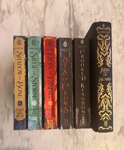 Grishaverse 7-Books – Shadow & Bone Trilogy + Six of Crows Duology + King of Scars + Rule of Wolves