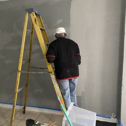 YOU NEED TO PAINT YOURE HOUSE OR PLACE  WE ARE THOSE GUYS