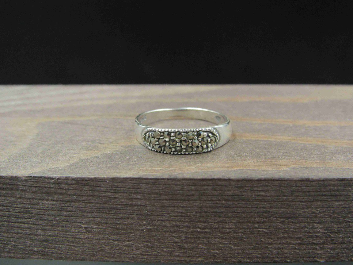 Size 5.75 Sterling Silver Simple Marcasite Stone Band Ring Vintage Statement Engagement Wedding Promise Anniversary Bridal Cocktail