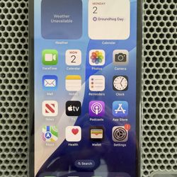 iPhone 12 64GB BLACK Fully Unlocked 10/10 Condition