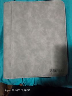 Graded card binder