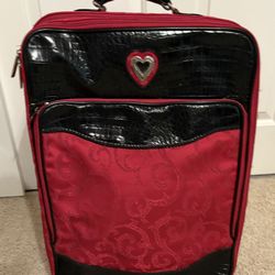 22” Brighton Heart Red & Black Rolling Carry-On Suitcase
