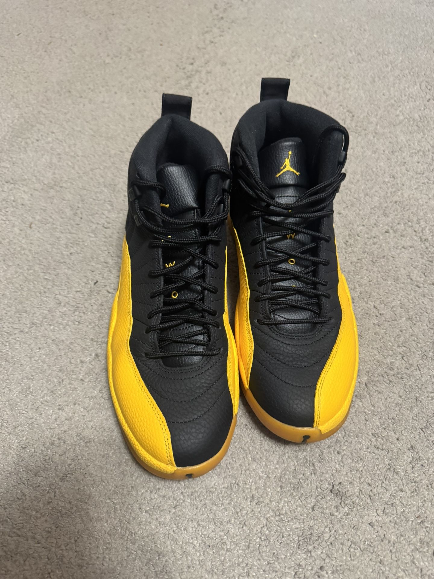VNDS JORDAN 12 GOLD SIZE 10