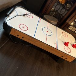 Air Hockey Table