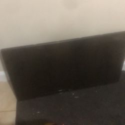 40” Inch Flat Screen LG TV 