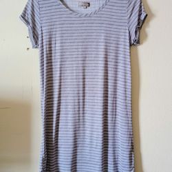 Daisy Fuentes Gray & White Striped Dress For Women.