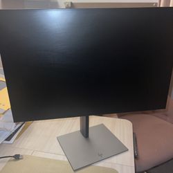 Large HP Computer Monitor
