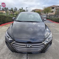 2017 Hyundai Elantra 4cly SMOG 72.000 miles LIKE NEW!!