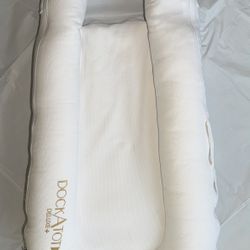 DockATot Deluxe+ Infant Lounger White Baby Sleep Pod 0–8 Months