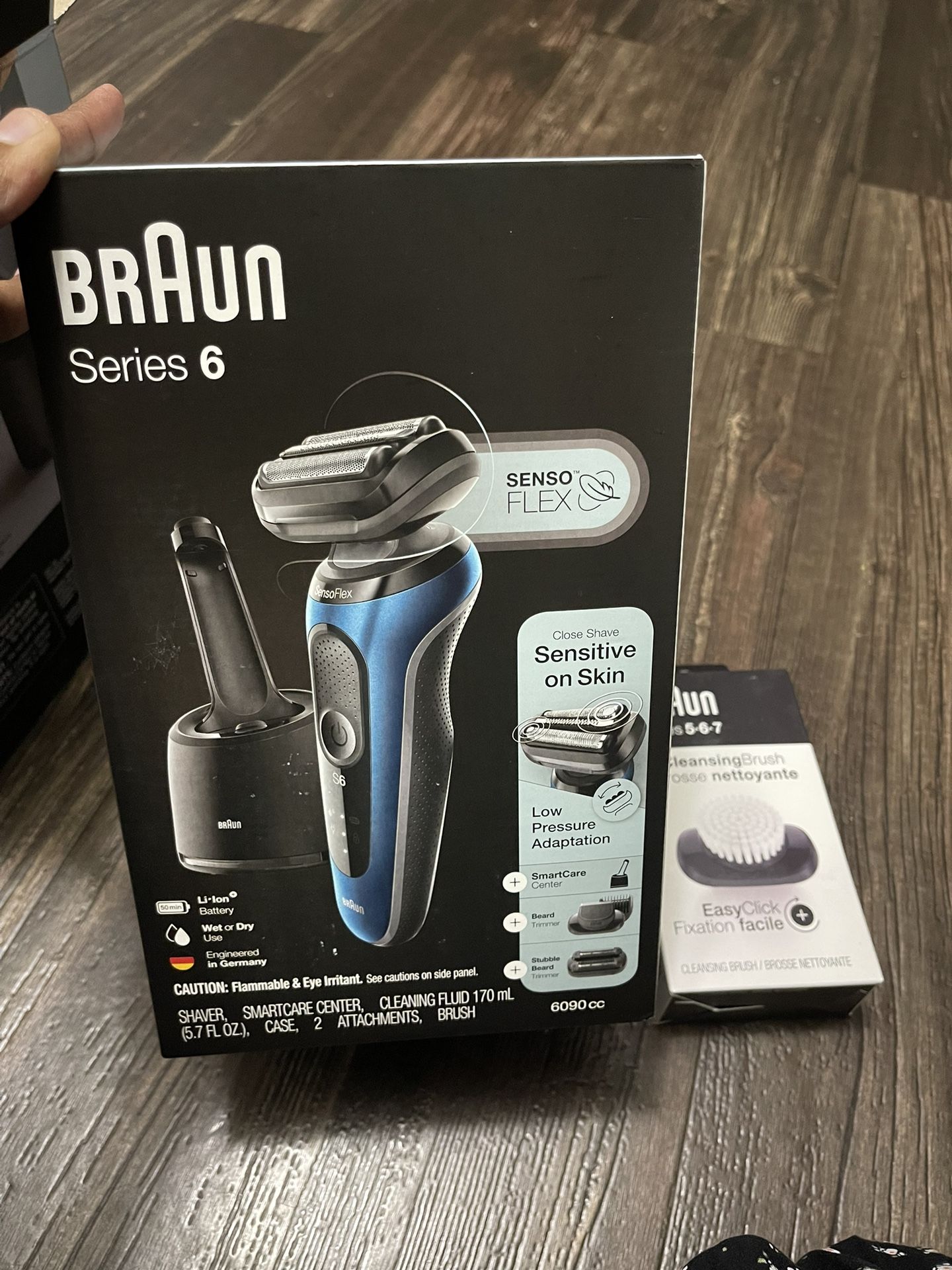 New Sealed Box- Braun Series 6 6095cc Electric Razor for Men