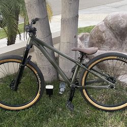 Specialized P2 24in Dirt Jumper