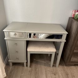 Vanity/desk