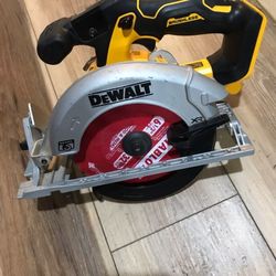 DeWalt Circular Saw