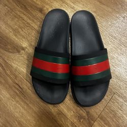 Used Size11 GG Supreme slides 