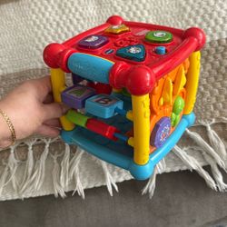 Vtech Cubed Sensory toy