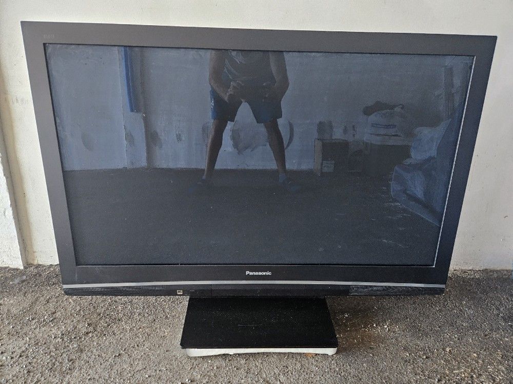 📺 Panasonic 50” HD Plasma TV – Excellent Condition