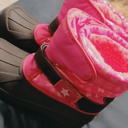 BRAND NEW!!! Never Worn! Fushia N Black Snow Boots