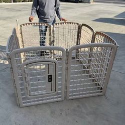 New In Box 34 Inch Tall 8 Panel Resin Plastic Dog Pet Exercise Playpen Fence Kennel Enclosure Crate Barrier Adjustable Detachable 