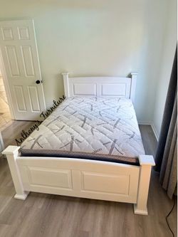 White Full Bed And Mattress