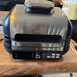 Ninja Foodie smart XL Pro Grill And Griddle IG650 Series