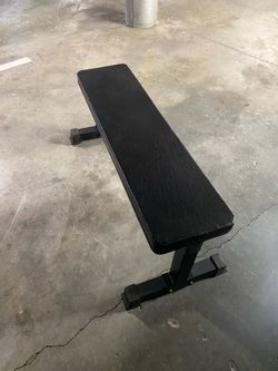 Fringe Sport Flat Weights Bench - 880 lbs Capacity