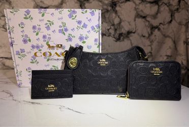 Black coach set