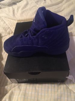 Jordan’s size 1 Y - Almost New