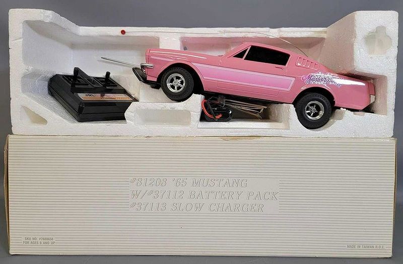 1965 Pink Mustang Sally RC