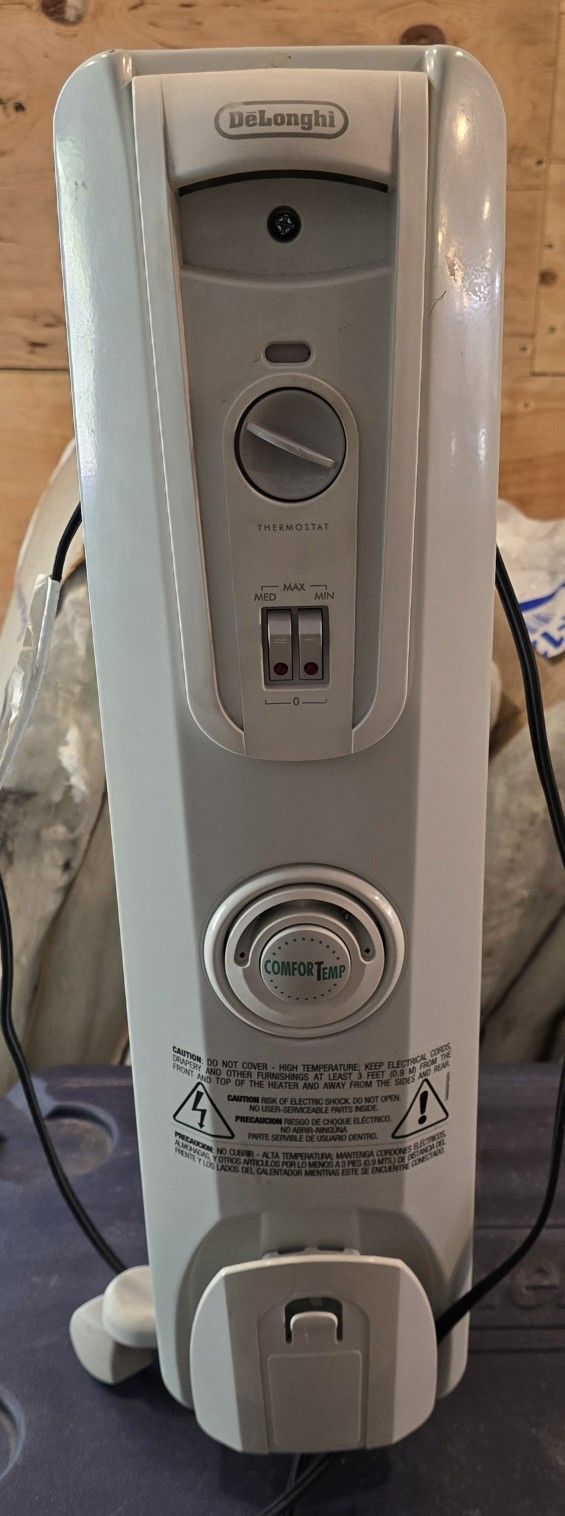 De'Longhi Oil filled Radiator Heater 1500W