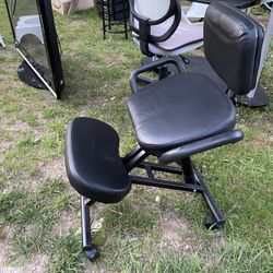 Ergonomic Kneeling Chair