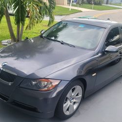 2006 BMW 330i 