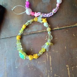 Phone Charms Hand Made Real Pretty  Message Me For Any Questions 