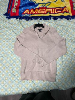 Men’s khaki beige color crewneck
