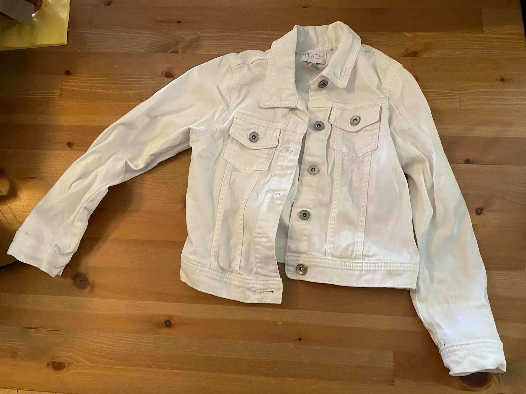 Children’s place girls white jean jacket 7/8