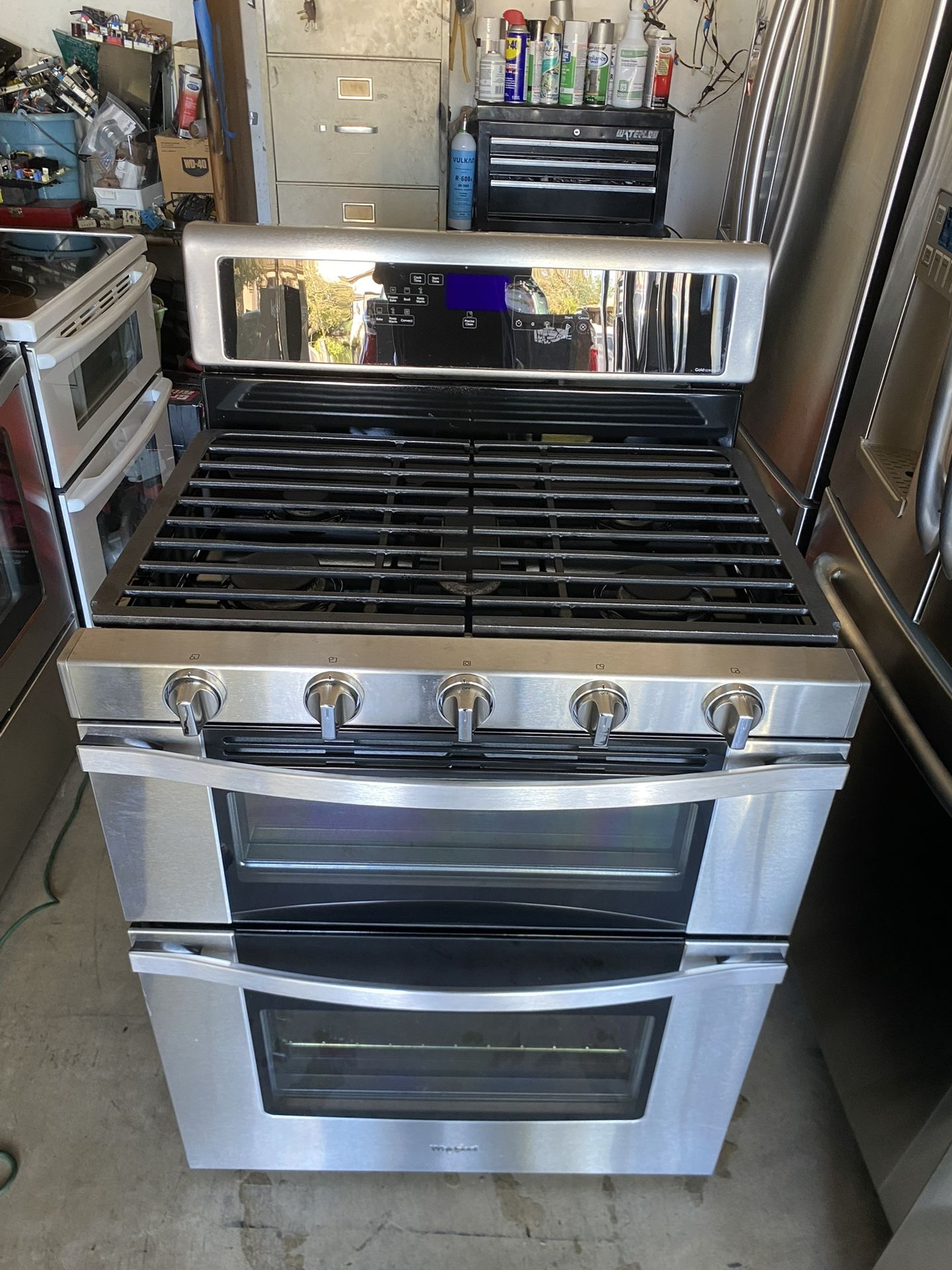 Whirpool Gas Double Oven Stove