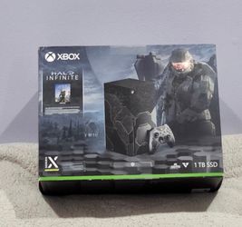 Xbox Series X Halo Infinite Limited Edition