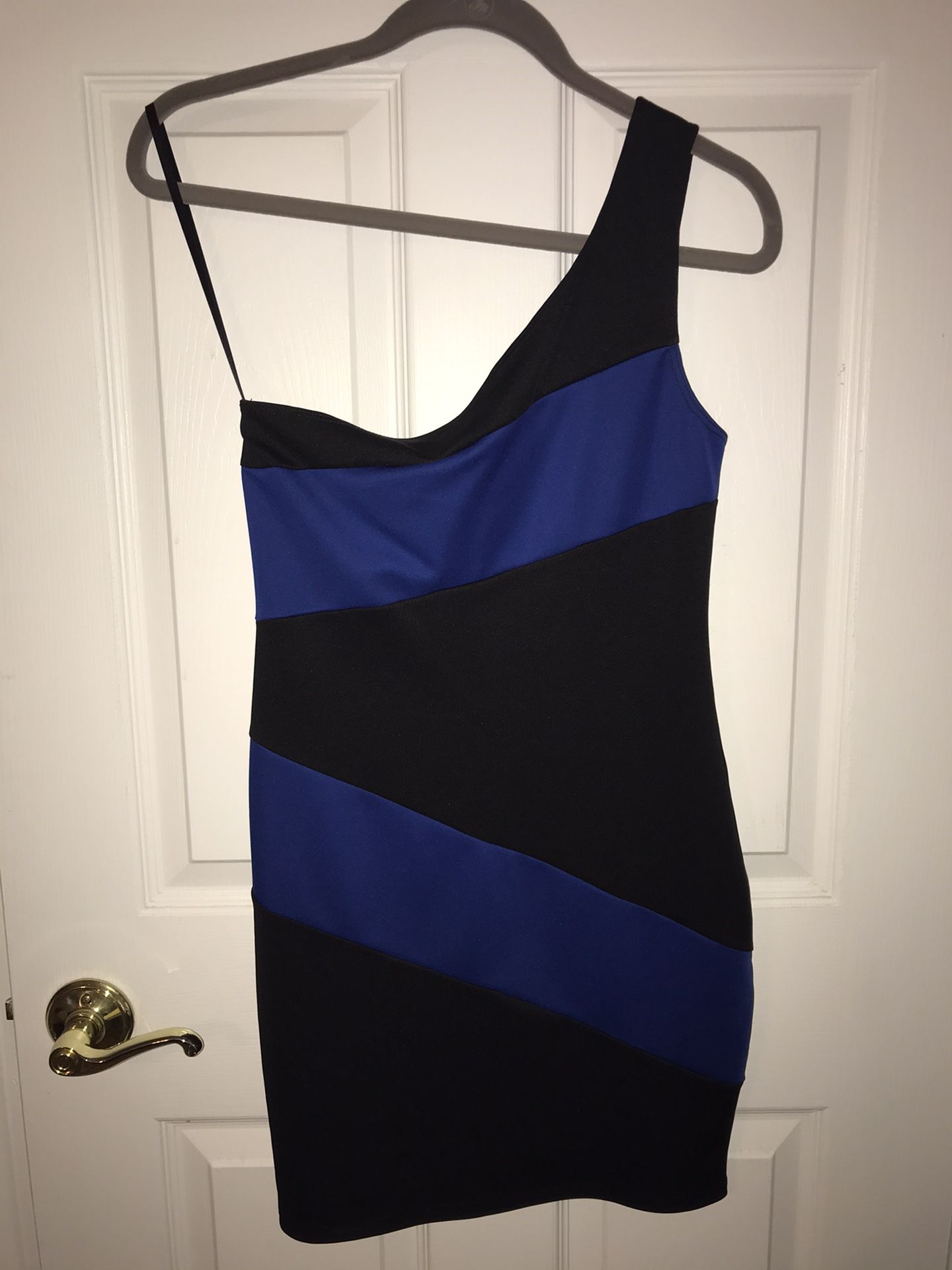 New with Tags Lily Rose Black and Royal Blue Junior Dress Size M