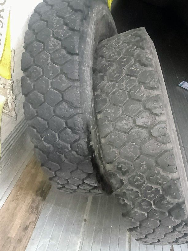 Tires 11-22.5