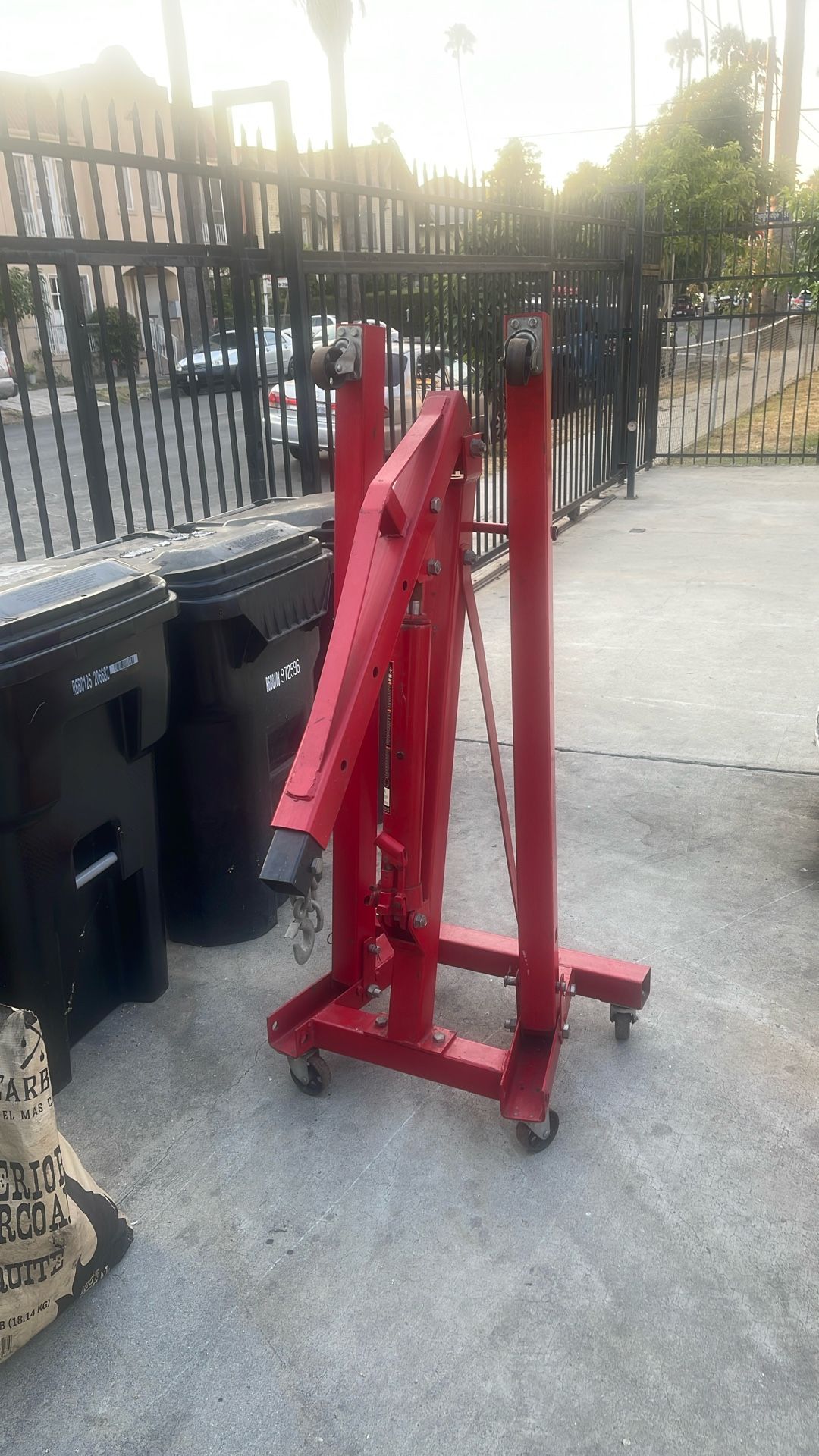 Engene Hoist