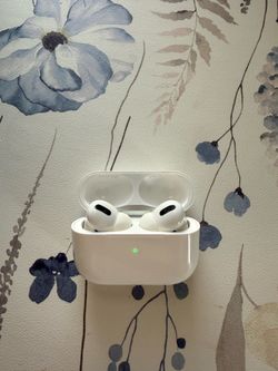 Apple AirPod pros